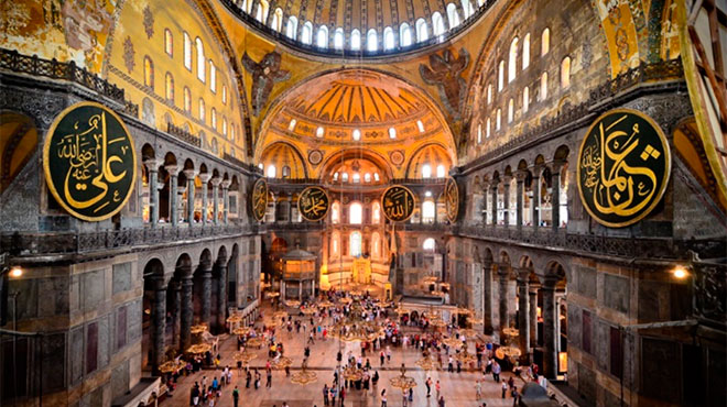 トルコ・エルドアン大統領がアヤソフィア宮殿をモスク化 国民の信仰心を政治利用か